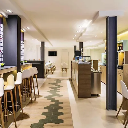 Ibis Styles Barcelona Centre-2